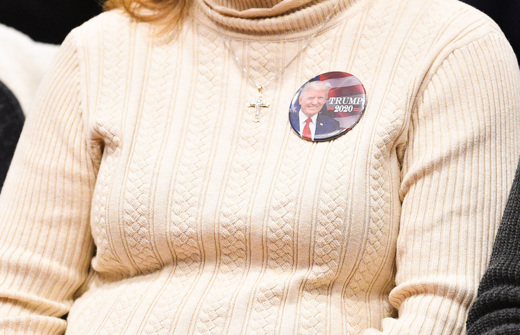 011820-qc-nws-womentrump-014.jpg